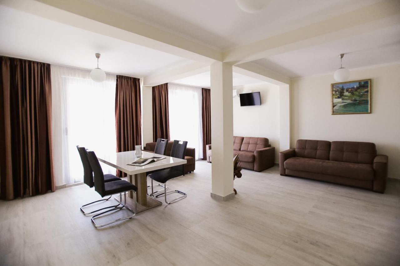Villa Blanca Petrovac الغرفة الصورة